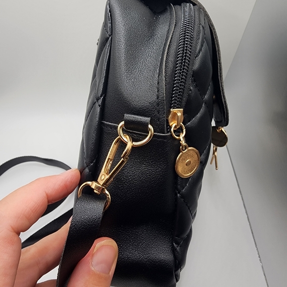 Mini Mickey Quilted Purse Adjustable Strap - Picture 4 of 9